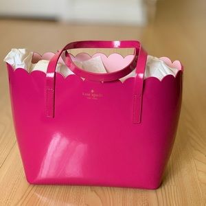 NWOT Kate Spade Lily Avenue Patent Carrigan Small